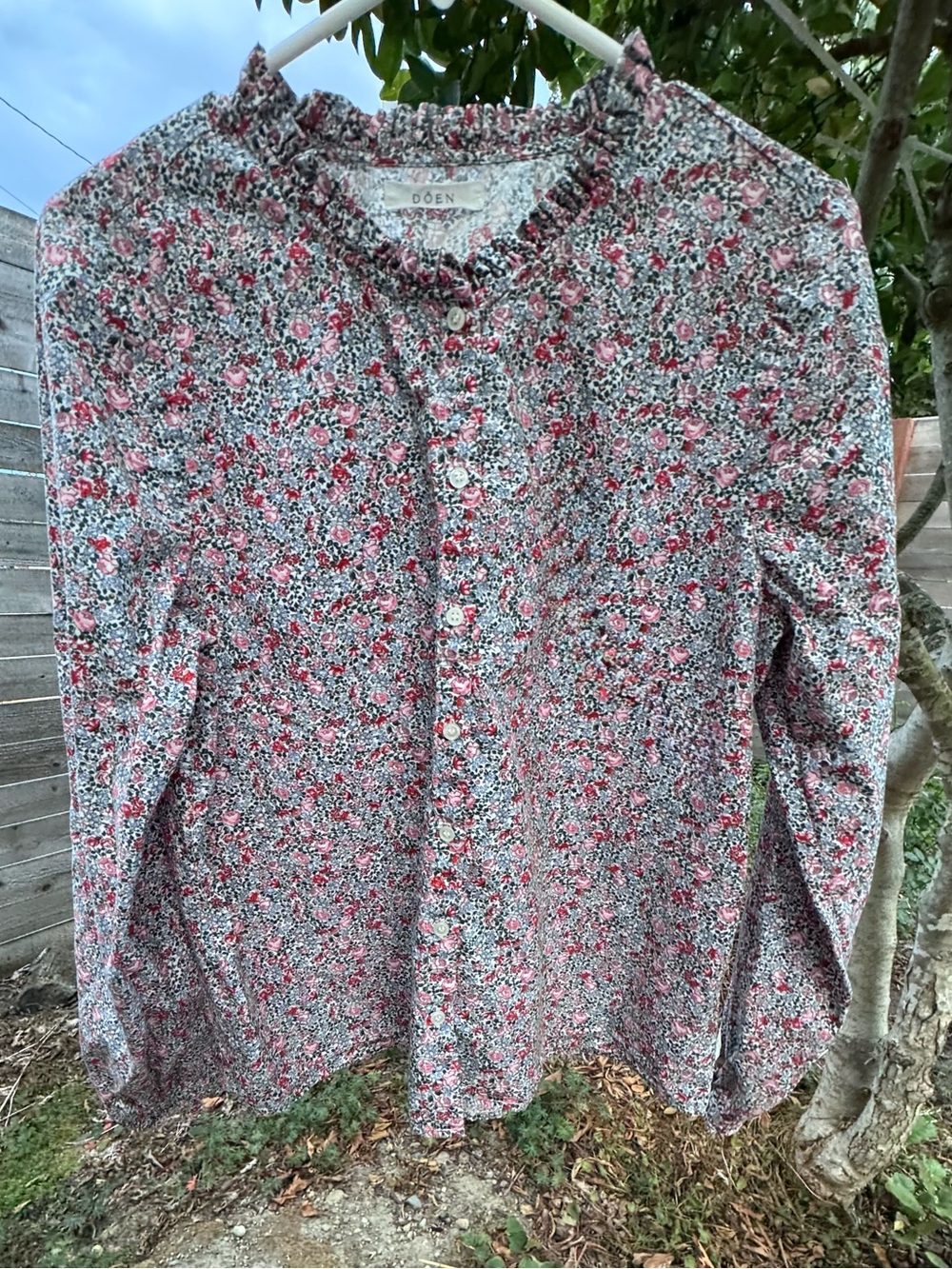 Like New Doen floral print long sleeve blouse L